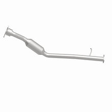 Load image into Gallery viewer, MagnaFlow Direct Fit Catalytic Converter 2002 Saturn VUE 2.2L