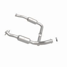 Load image into Gallery viewer, MagnaFlow Direct Fit Catalytic Converter 06-07 Explorer 4.0L OEM