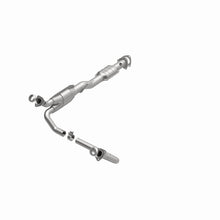Load image into Gallery viewer, MagnaFlow Direct Fit Catalytic Converter Astro 00-04 4.3L OEM
