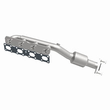 Load image into Gallery viewer, MagnaFlow Direct Fit Catalytic Converter 07 Titan 5.6L P/S manif OEM
