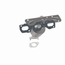Load image into Gallery viewer, MagnaFlow Direct Fit Catalytic Converter 01-05 Ford Escape 3.0L