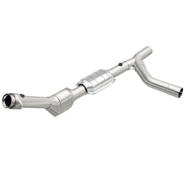 MagnaFlow Direct Fit Catalytic Converter 00-04 Ford E150 4.6L Passenger Side