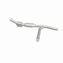 Load image into Gallery viewer, MagnaFlow Direct Fit Catalytic Converter 97-98 F150/F250 4.2L 2Wd Pa