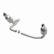 Load image into Gallery viewer, MagnaFlow Direct Fit Catalytic Converter OEM 2004 Dodge Dakota Underbody