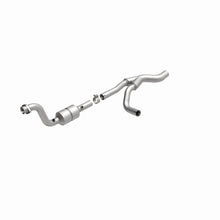 Load image into Gallery viewer, MagnaFlow Direct Fit Catalytic Converter 04-06 Dodge Durango 5.7L Passenger Side