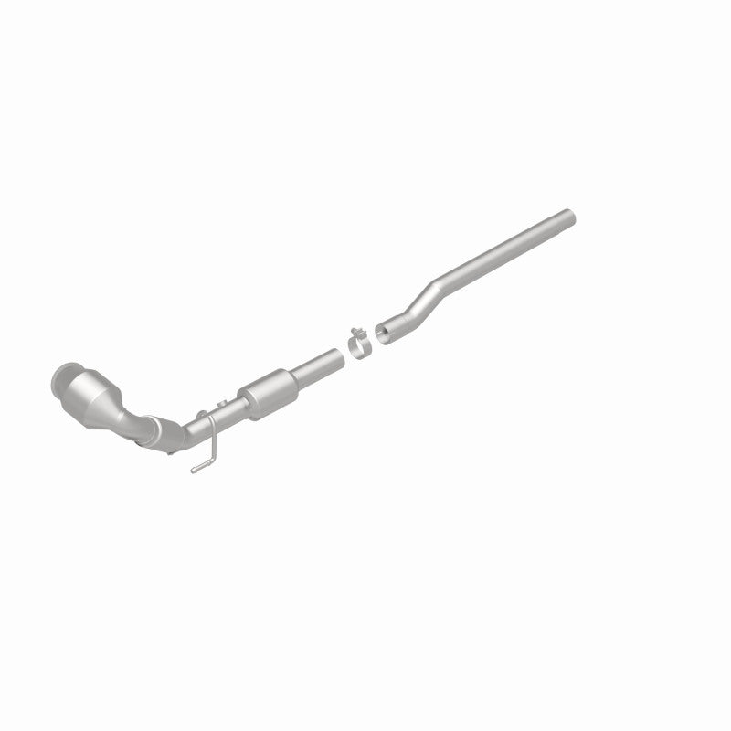 MagnaFlow Direct Fit Catalytic Converter 13-15 VW Beetle 2.0L / 14-15 VW Jetta/Passat 1.8L