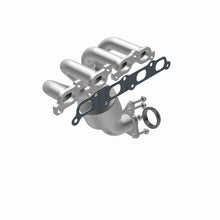 Load image into Gallery viewer, MagnaFlow DF Cat. Conv 07-10 Chevy Colorado / 07-10 GMC Canyon / 07-08 Isuzu I-290 2.9L Manifold
