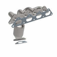 Load image into Gallery viewer, MagnaFlow Direct Fit Catalytic Converter 01-05 Dodge Stratus 2.4L
