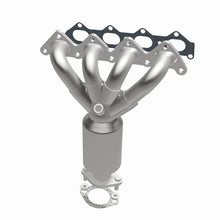 Load image into Gallery viewer, MagnaFlow Direct Fit Catalytic Converter 05-08 Kia Sportage 2.0L