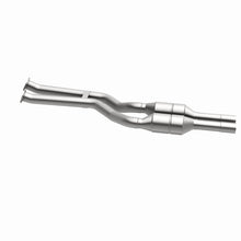 Load image into Gallery viewer, MagnaFlow Direct Fit Catalytic Converter BMW 3 01-06 Rear OEM
