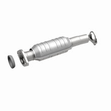 Load image into Gallery viewer, MagnaFlow Direct Fit Catalytic Converter 04 Toyota Sienna 3.3L