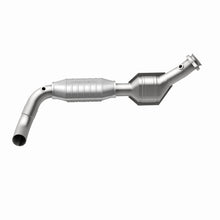 Load image into Gallery viewer, MagnaFlow Direct Fit Catalytic Converter 97-98 F150/F250 4.6L 4Wd D/