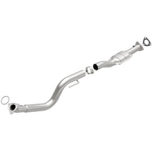 Load image into Gallery viewer, MagnaFlow Direct Fit Catalytic Converter 03-07 GM 2500/3500 Passenger Side