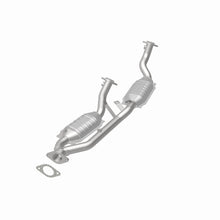 Load image into Gallery viewer, MagnaFlow Direct Fit Catalytic Converter 99-02 Windstar 3.8L