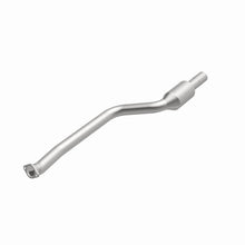 Load image into Gallery viewer, MagnaFlow Direct Fit Catalytic Converter BMW 3 06-09 Rear OEM