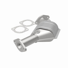 Load image into Gallery viewer, MagnaFlow Direct Fit Catalytic Converter 95-99 Subaru Impreza 2.2L