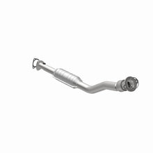 Load image into Gallery viewer, MagnaFlow Direct Fit Catalytic Converter 97-03 Chevy Malibu 3.1L
