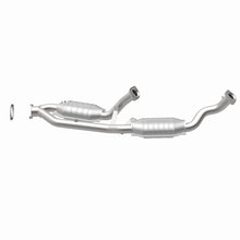 Load image into Gallery viewer, MagnaFlow Direct Fit Catalytic Converter 99-02 Windstar 3.8L