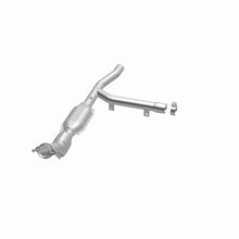 Load image into Gallery viewer, MagnaFlow Direct Fit Catalytic Converter 97-98 F150/F250 4.2L 2Wd Pa