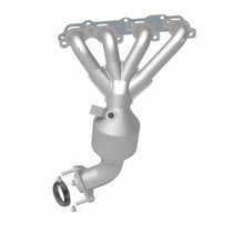 Load image into Gallery viewer, MagnaFlow Direct Fit Catalytic Converter 2004-2005 Colorado 2.8L