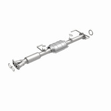 Load image into Gallery viewer, MagnaFlow Direct Fit Catalytic Converter Previa 95-96 2.4L