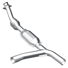 Load image into Gallery viewer, MagnaFlow Direct Fit Catalytic Converter 00-03 Ford Van 4.2L OEM