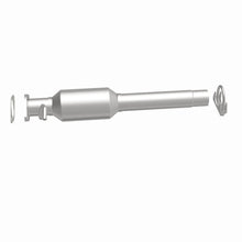 Load image into Gallery viewer, MagnaFlow Direct Fit Catalytic Converter 04-06 Toyota Outlander 2.4L