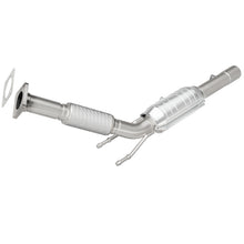 Load image into Gallery viewer, MagnaFlow Direct Fit Catalytic Converter 06-08 Volkswagen Jetta/Rabbit 2.5L (49 State)