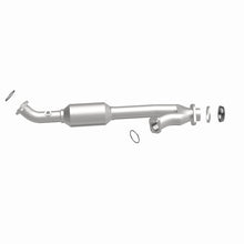 Load image into Gallery viewer, MagnaFlow Direct Fit Catalytic Converter 05-07 4-Run/FJ P/S rr OEM