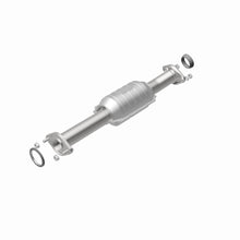 Load image into Gallery viewer, MagnaFlow Direct Fit Catalytic Converter 2002 Suzuki Aerio 2.0L