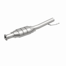 Load image into Gallery viewer, MagnaFlow Direct Fit Catalytic Converter 05-09 Escape/Trib 3.0 Rear OE