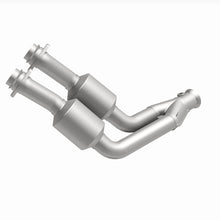 Load image into Gallery viewer, MagnaFlow Direct Fit Catalytic Converter 1995-1997 Jaguar Vanden Plas/ XJ6 4.0