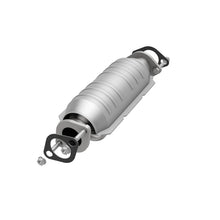 Load image into Gallery viewer, MagnaFlow Direct Fit Catalytic Converter 06-10 Kia Rio 1.6L Rear