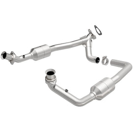 MagnaFlow Direct Fit Catalytic Converter 00-03 Ford E150 5.4L