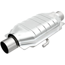 Load image into Gallery viewer, MagnaFlow Conv Universal 2.5in Inlet 2.5in Outlet 16in Length 6.375in Width