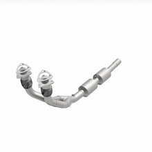 Load image into Gallery viewer, MagnaFlow Direct Fit Catalytic Converter 02-05 Golf 2.8L Underbody