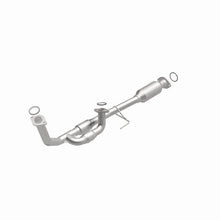 Load image into Gallery viewer, MagnaFlow Direct Fit Catalytic Converter California Grade CARB Compliant 95-97 Toyota Avalon