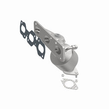 Load image into Gallery viewer, MagnaFlow Direct Fit Catalytic Converter 01-05 Ford Escape 3.0L