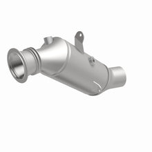Load image into Gallery viewer, MagnaFlow Direct Fit Catalytic Converter 2015 BMW 640i/740i Underbody
