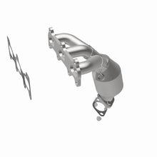 Load image into Gallery viewer, MagnaFlow Direct Fit Catalytic Converter 02-06 Hyundai Sonata 2.7L