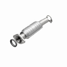 Load image into Gallery viewer, MagnaFlow Direct Fit Catalytic Converter 04-06 Toyota Sienna 3.3L AWD Rear