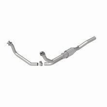 Load image into Gallery viewer, MagnaFlow Direct Fit Catalytic Converter 96-97 Dodge B1500/B2500/B3500 V8 Underbody