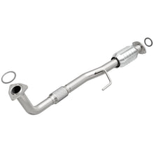 Load image into Gallery viewer, MagnaFlow Direct Fit Catalytic Converter 97-01 Toyota Camry 2.2L