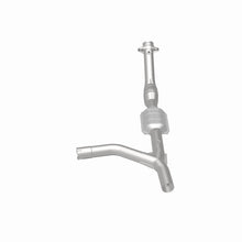 Load image into Gallery viewer, MagnaFlow Direct Fit Catalytic Converter 00-04 Ford E150 4.6L Passenger Side