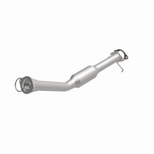 Load image into Gallery viewer, MagnaFlow DF Catalytic Conv Chevy 06-09 Impala SS/06-07 Monte Carlo SS/05-08 Pontiac Grand Prix 5.3L