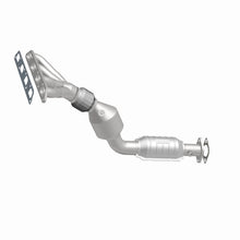 Load image into Gallery viewer, MagnaFlow Direct Fit Catalytic Converter 02-06 Cooper/S Manifold
