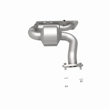 Load image into Gallery viewer, MagnaFlow Direct Fit Catalytic Converter 04-05 Ford Taurus 3.0L