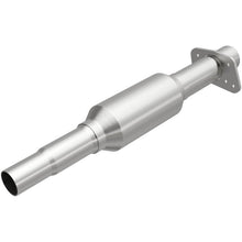 Load image into Gallery viewer, MagnaFlow Direct Fit Catalytic Conv California Grade 90-91 GM Lumina APV/Silhouette/Trans Sport 3.1L