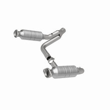 Load image into Gallery viewer, MagnaFlow Direct Fit Catalytic Converter RAIDER- 2006 8 4.7L OEM