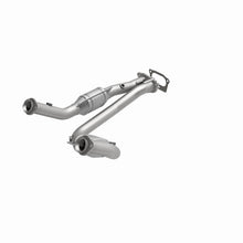 Load image into Gallery viewer, MagnaFlow Direct Fit Catalytic Converter 04-06 Ranger 4.0 Front OEM